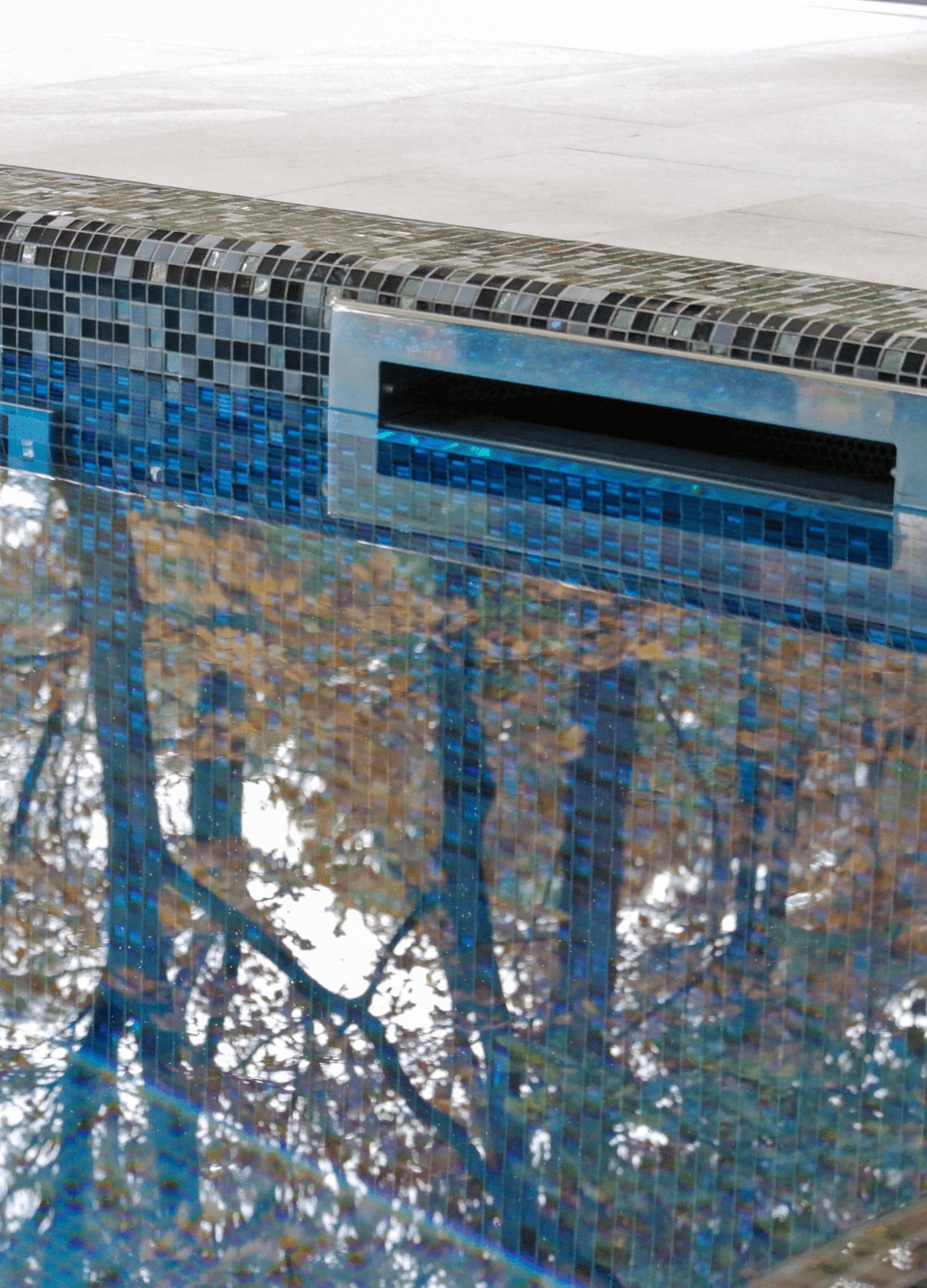 Renovatie mozaïek binnenzwembad